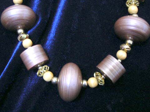 wood bead necklace