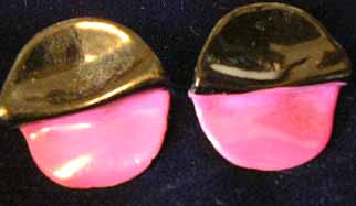 fushia button earrings fushia button earrings